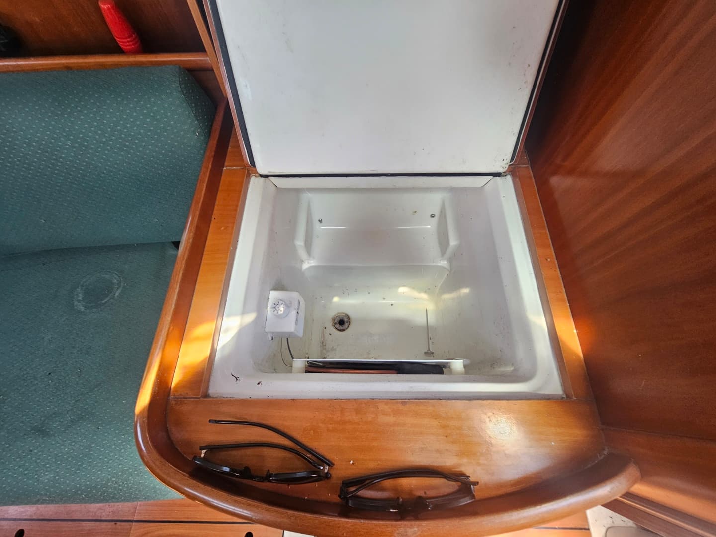 2003 Beneteau 311 31