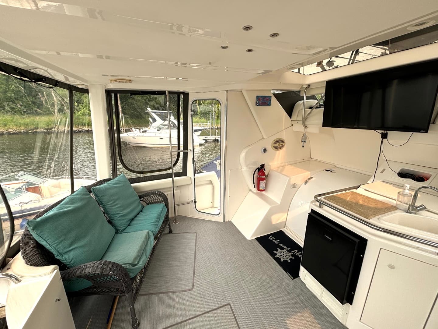 2000 Silverton 422 Motor Yacht