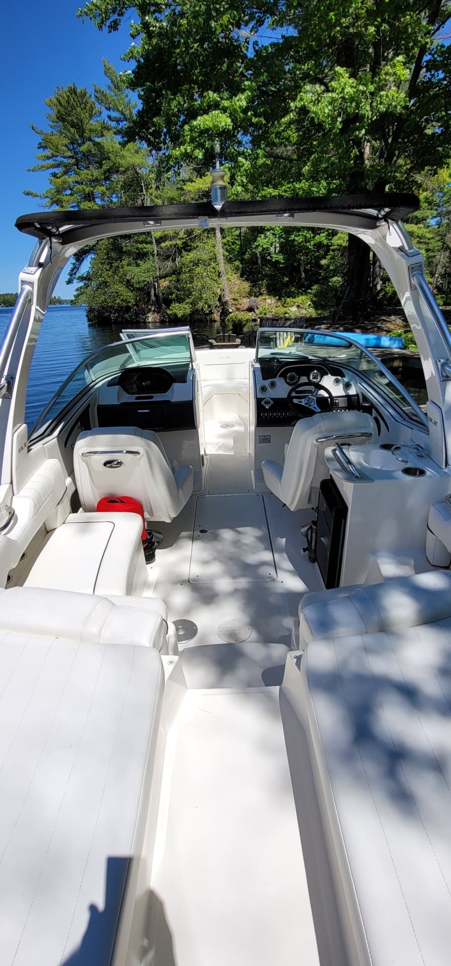 2010 Sea Ray  SLX 250