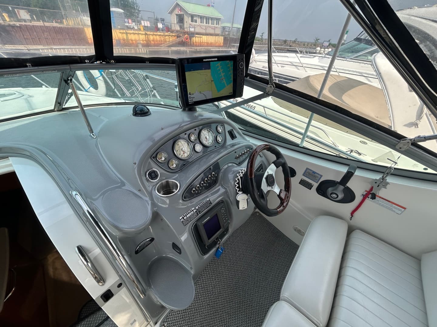 2006 Maxum 2700