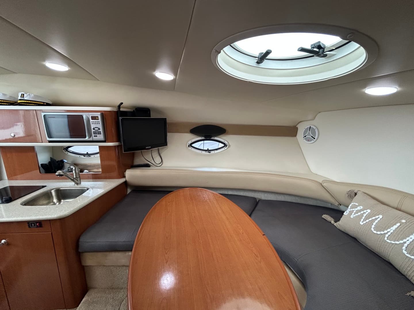 2006 Maxum 2700