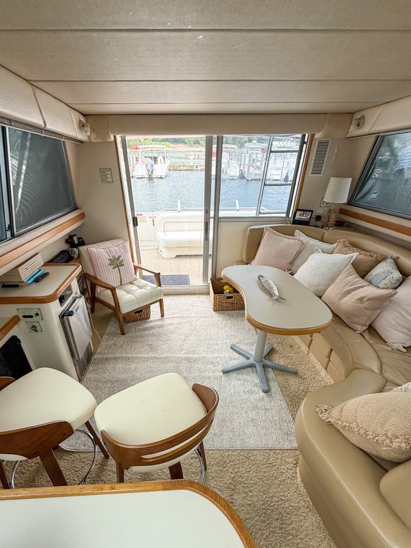 1996 Sea Ray 370 Sedan Bridge 37