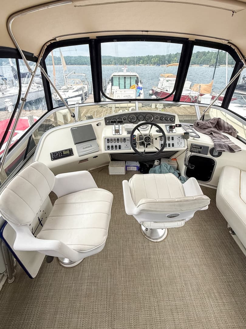 1996 Sea Ray 370 Sedan Bridge 37