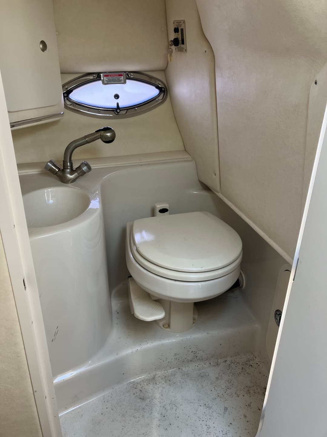 2006 Sea Ray 290 Sun Sport
