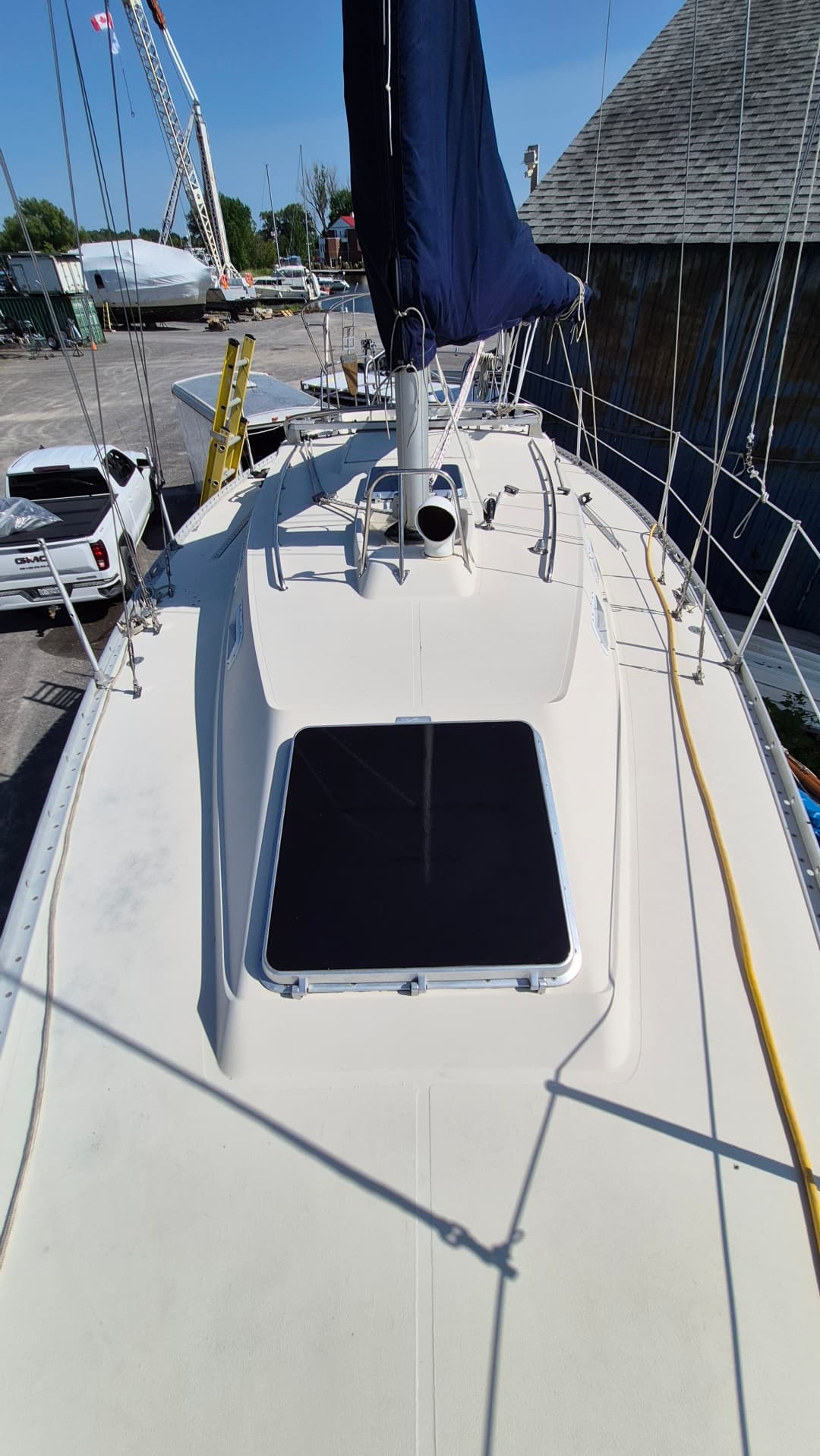 1981 Canadian Sailcraft  CS 36