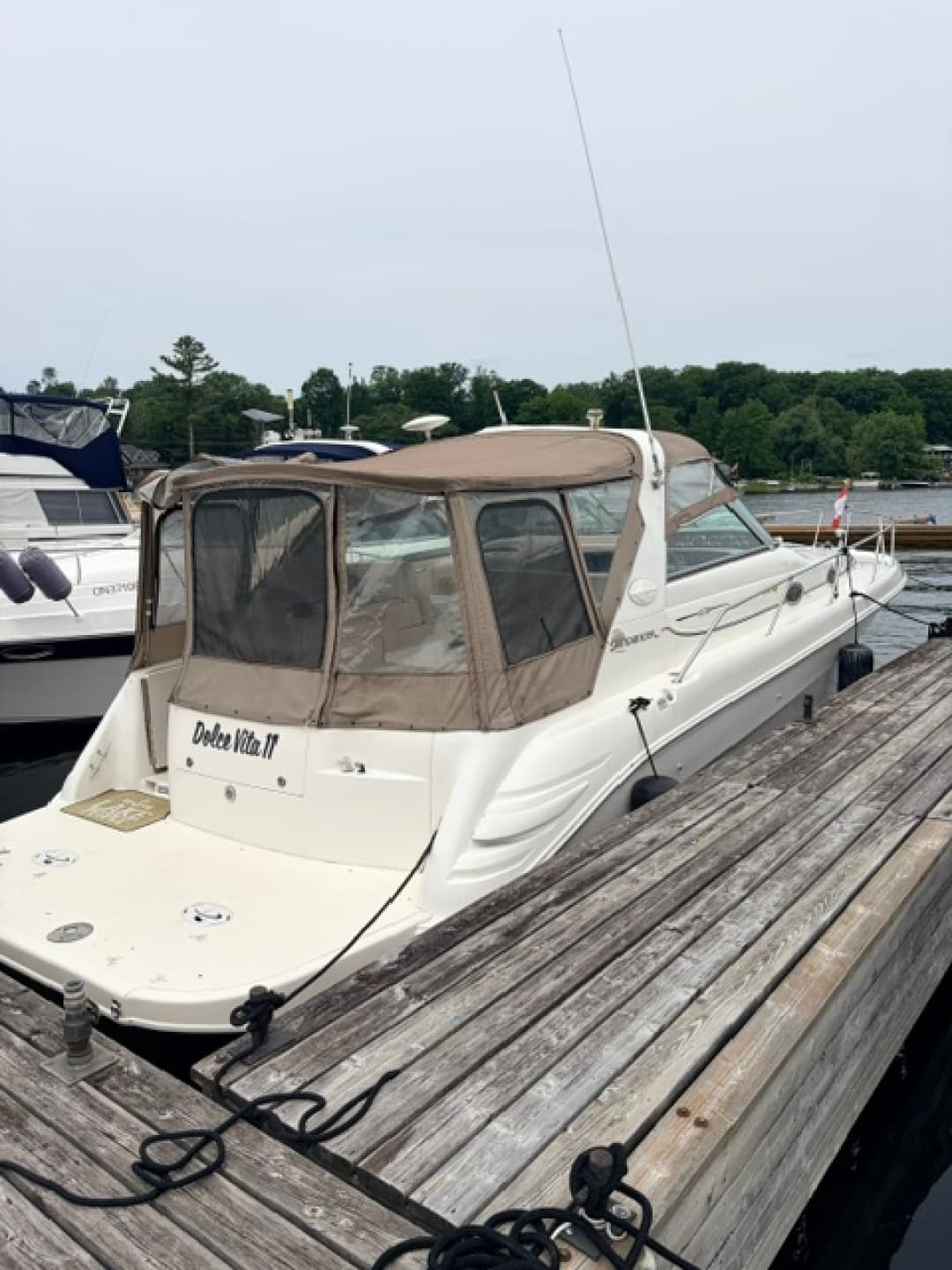 1997 Sea Ray Sundancer 330