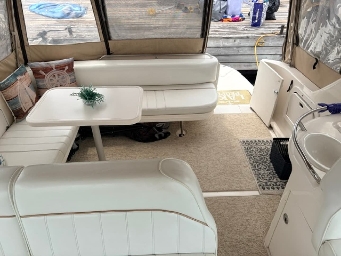 1997 Sea Ray Sundancer 330
