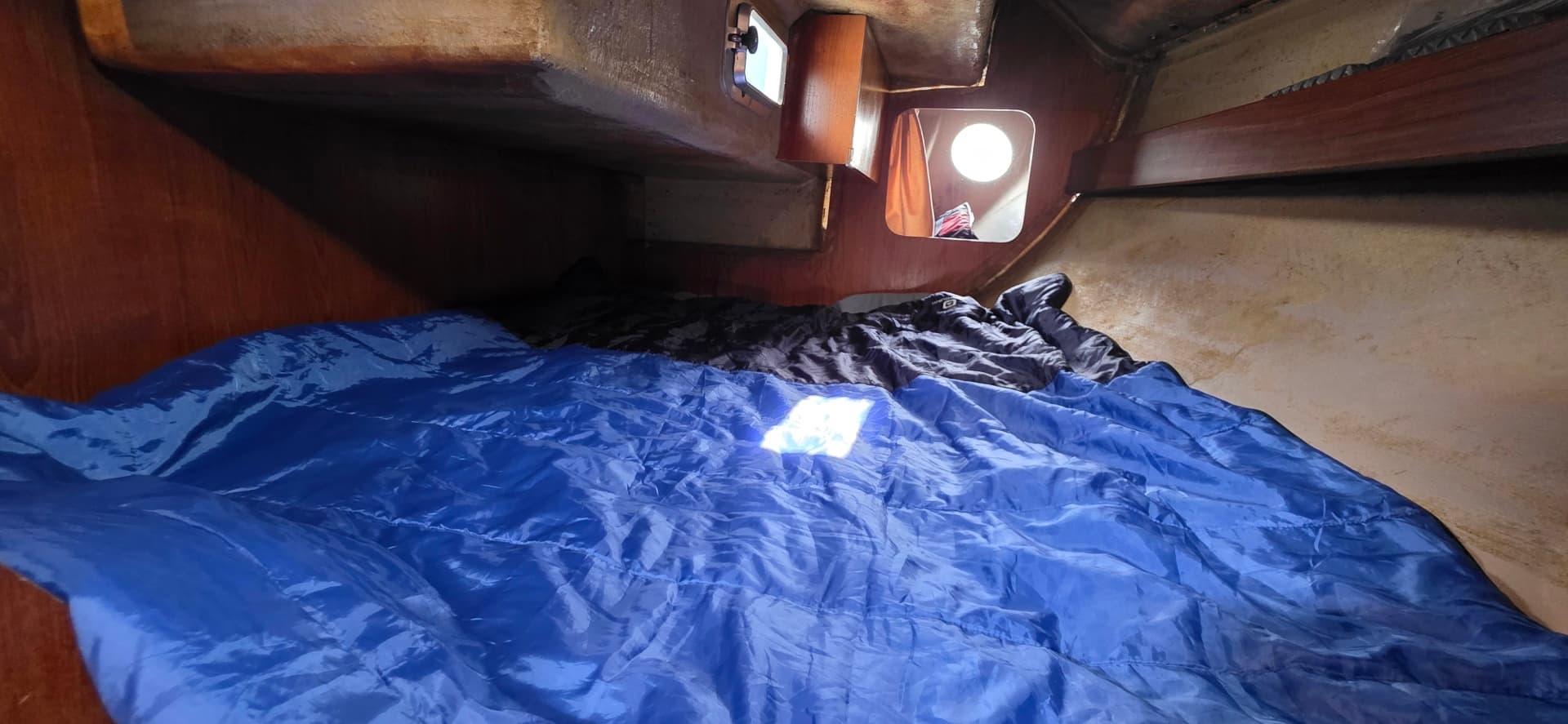 1985 Beneteau First 305
