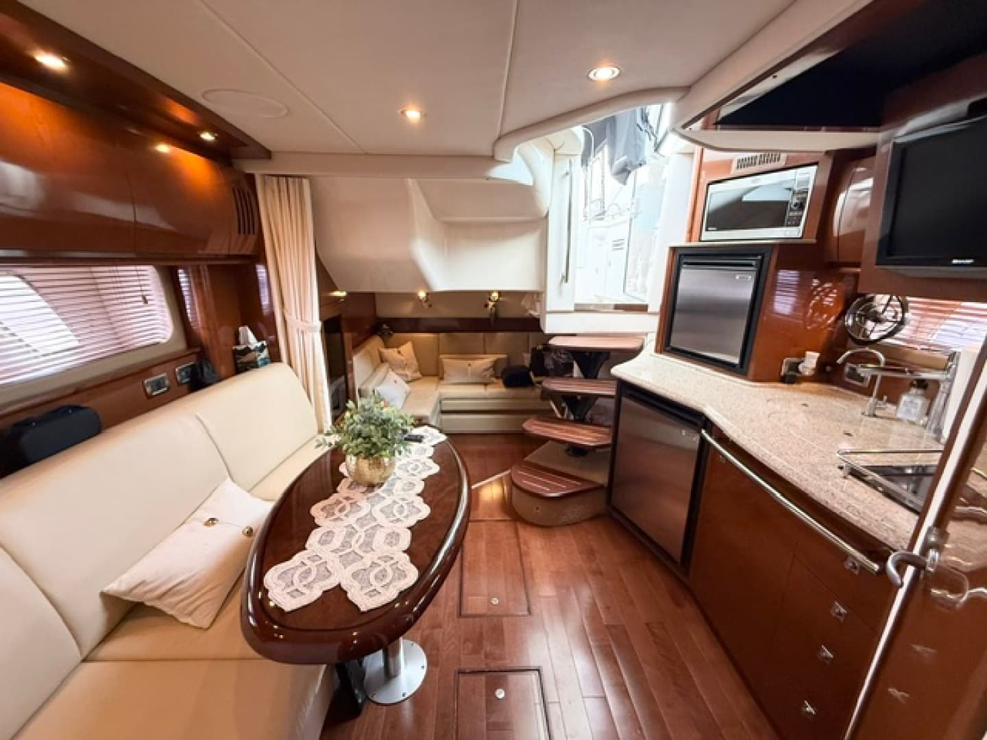 2008 Sea Ray 38 Sundancer