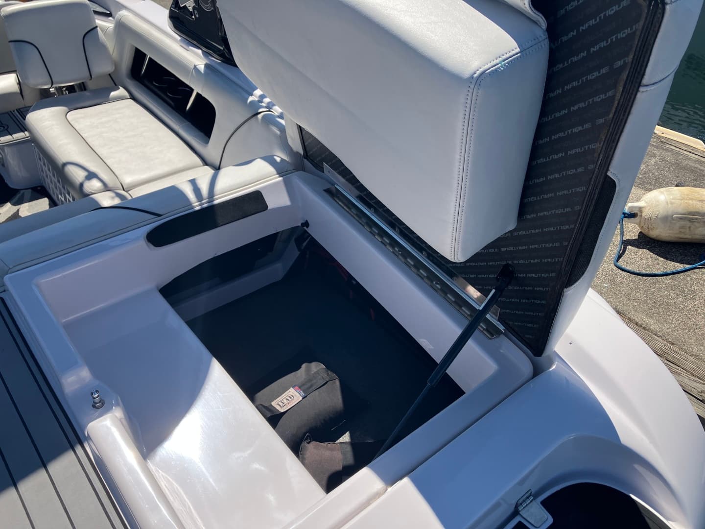 2011 Nautique Super Air Nautique 230