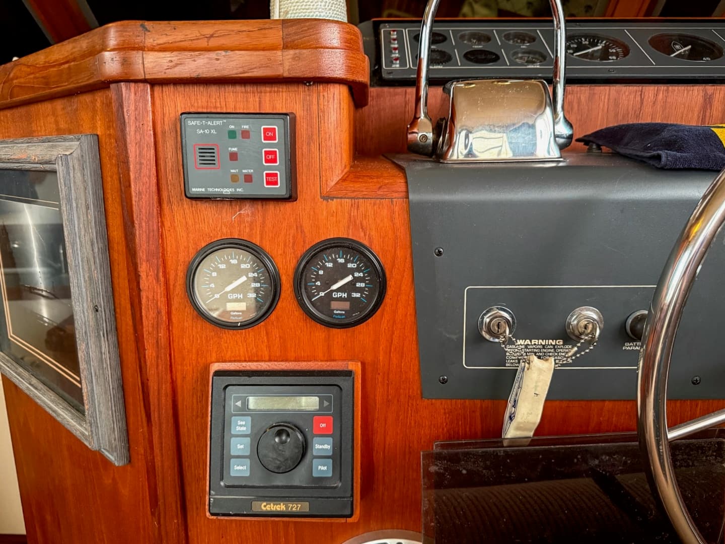 1989 Tiara Yachts 3600 Convertible