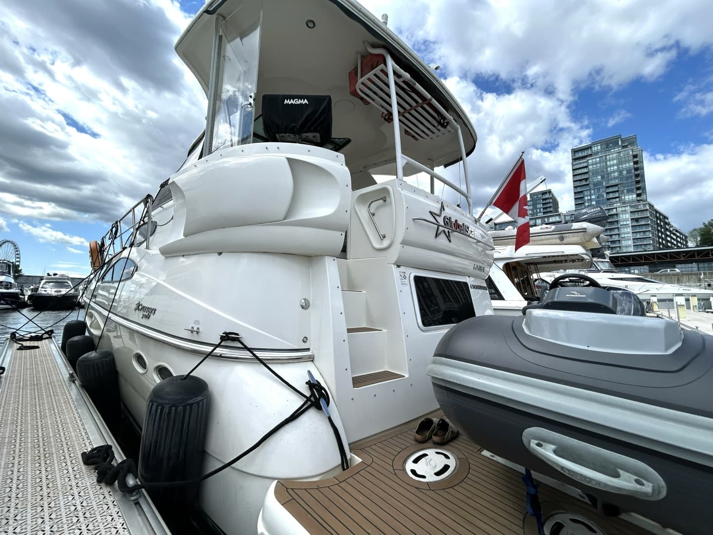 2007 Cruisers Yachts 455