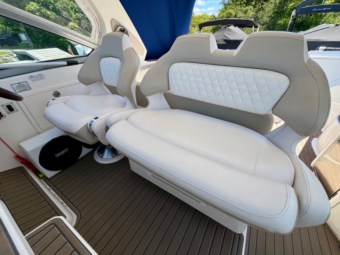 2012 Chaparral 330 Signature