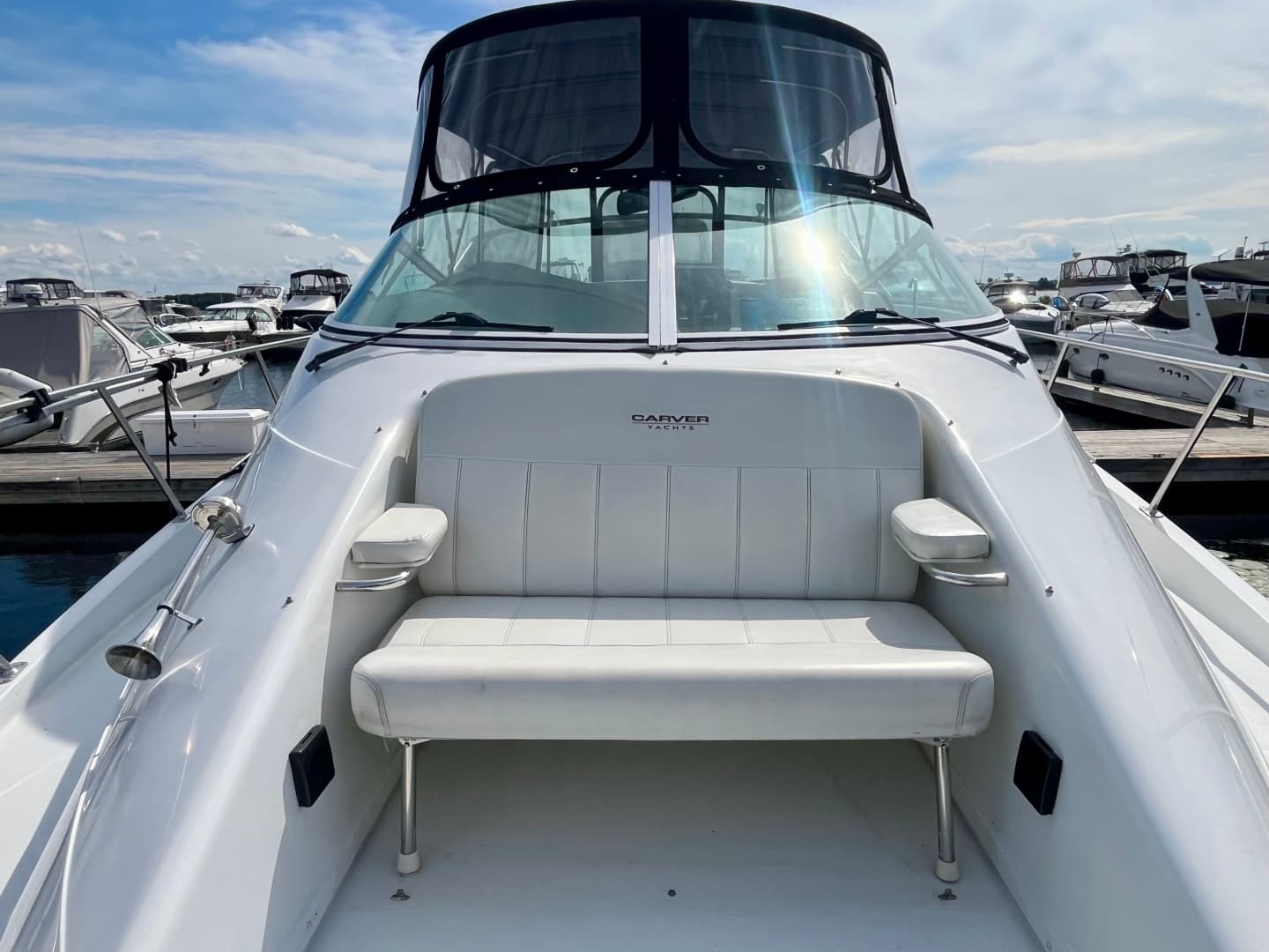 1999 Carver 350 Mariner 35
