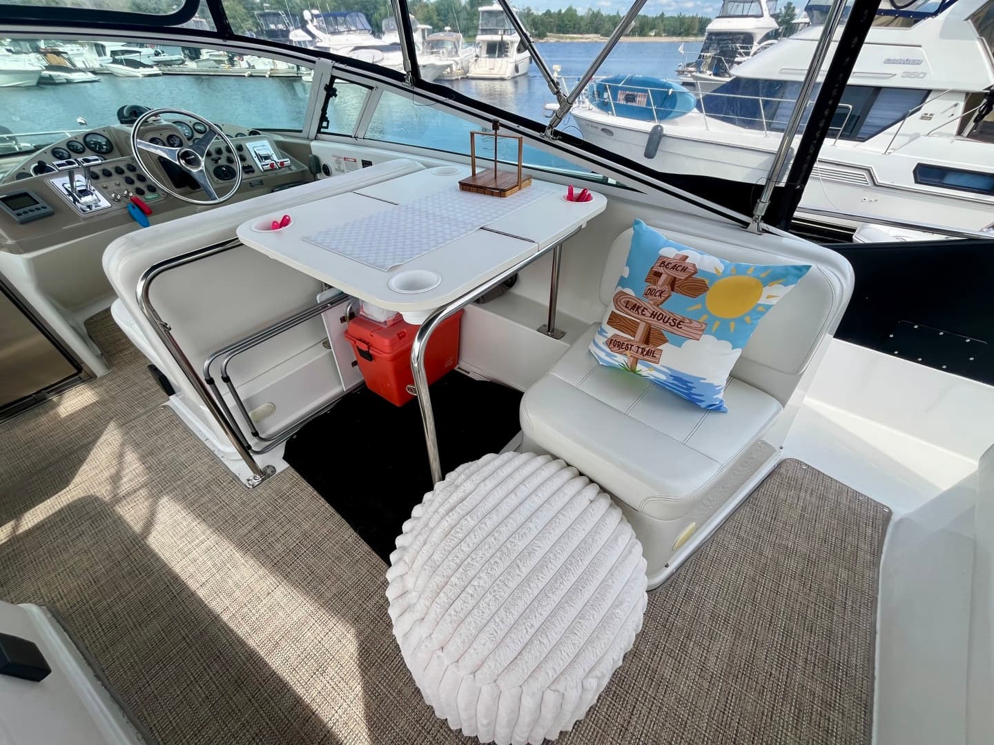 1999 Carver 350 Mariner 35
