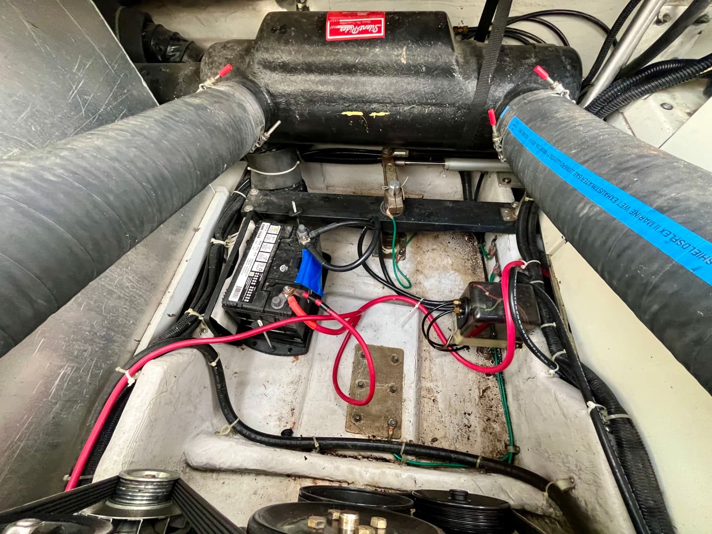 1999 Carver 350 Mariner 35