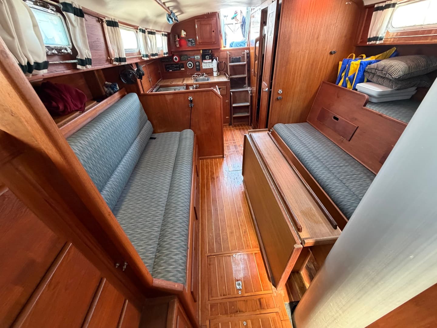 1977 Allied Mistress MKIII