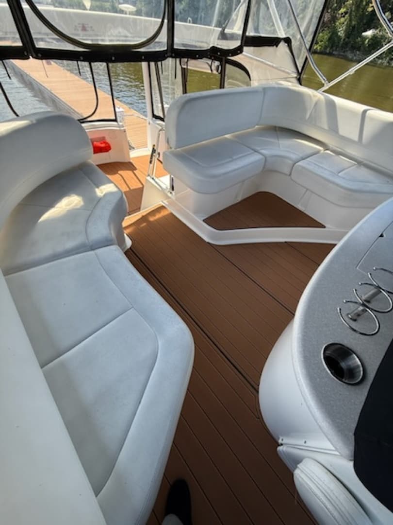 2004 Silverton 43 Motor Yacht 43