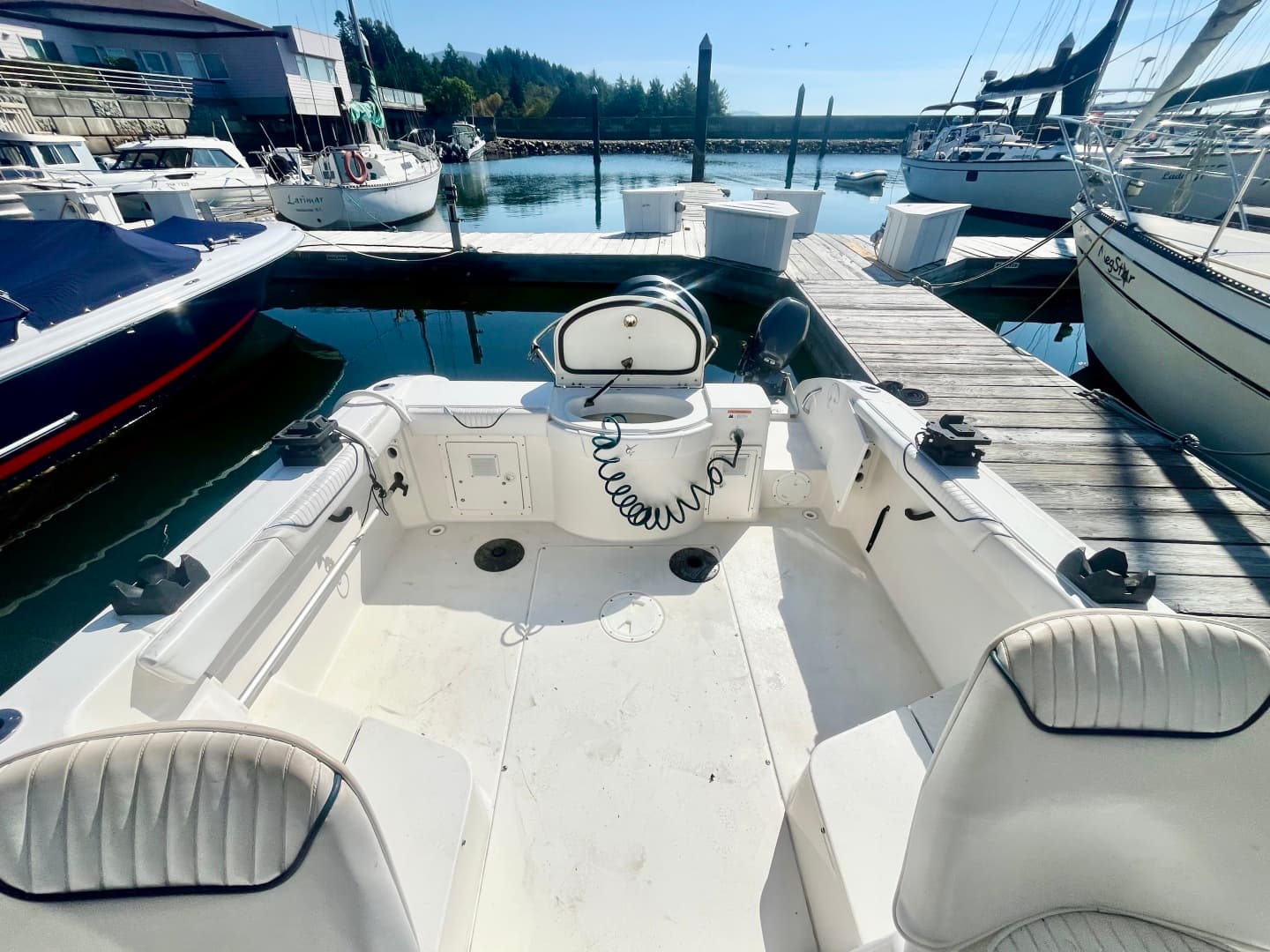 2007 Seaswirl Striper 2301