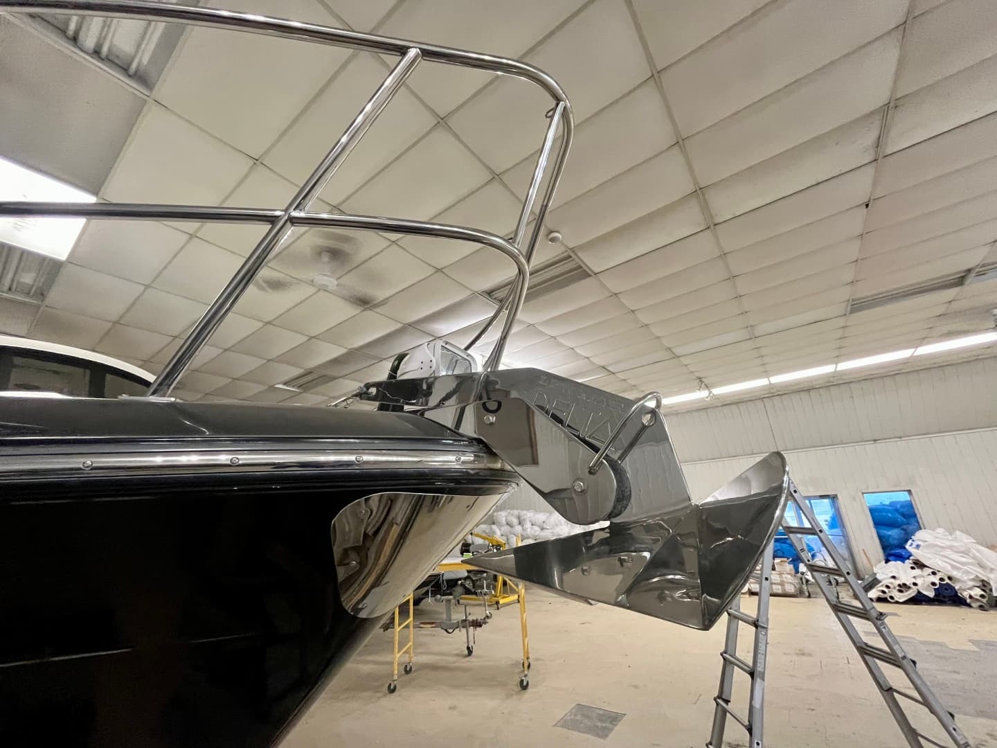 2012 Monterey 320 Sport Yacht 32