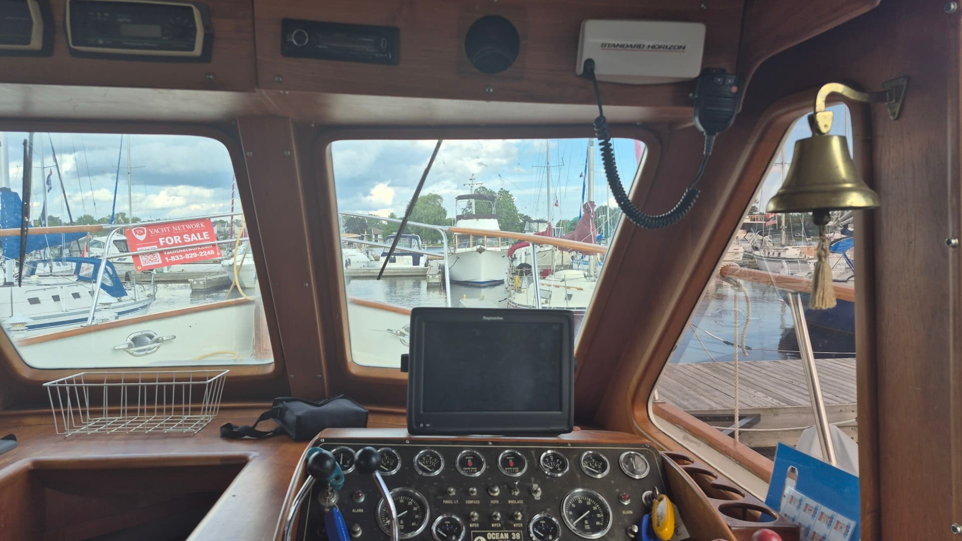 1985 Ocean Alexander  38 Double Cabin
