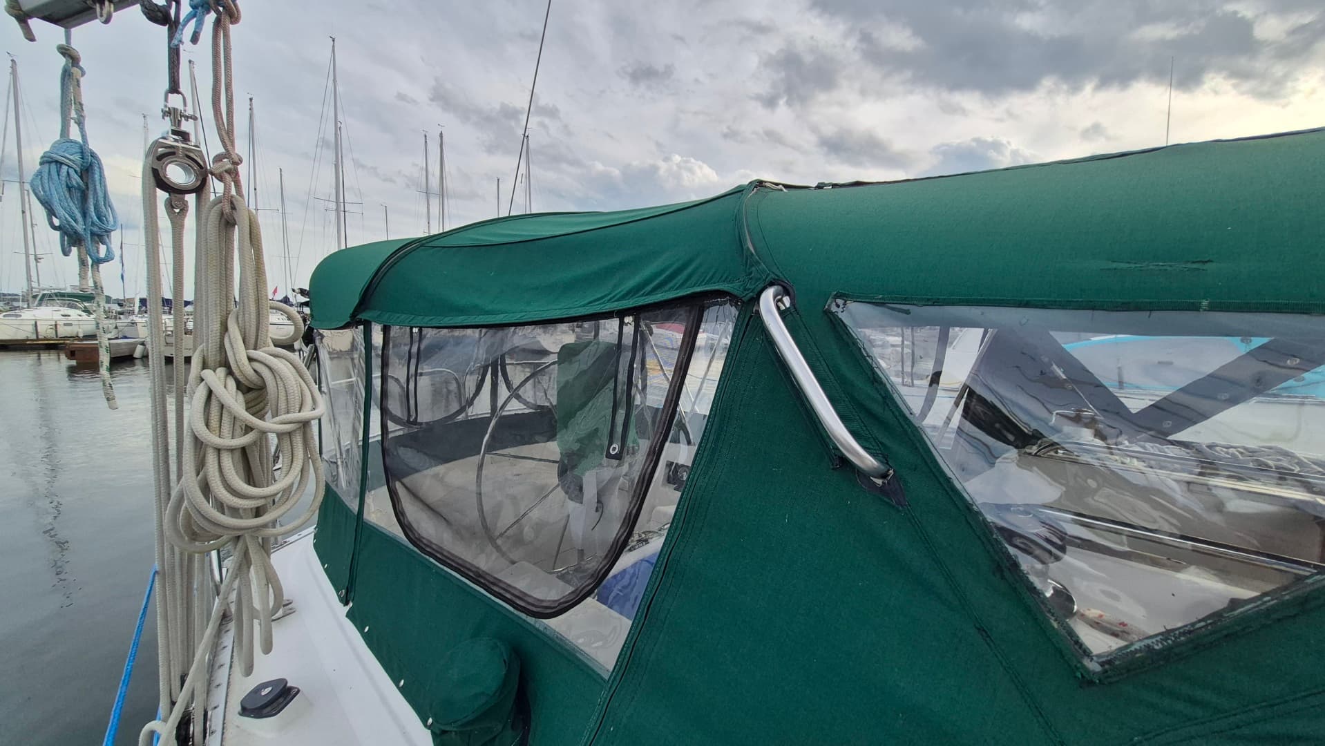 1988 Canadian Sailcraft CS 36 MERLIN