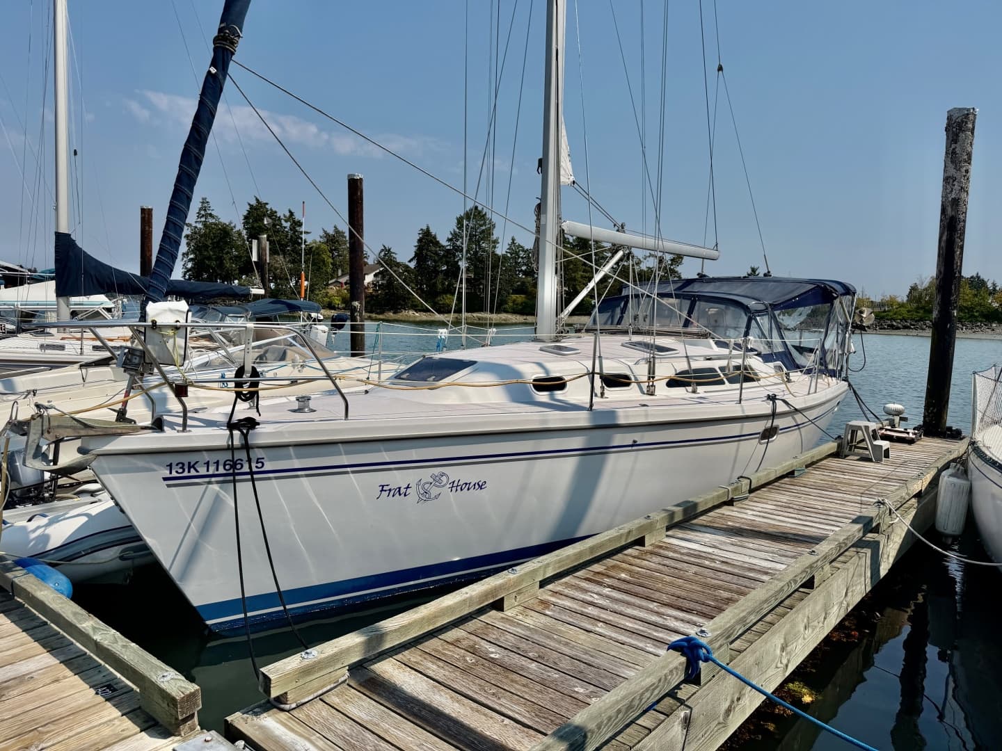 2003 Catalina  350