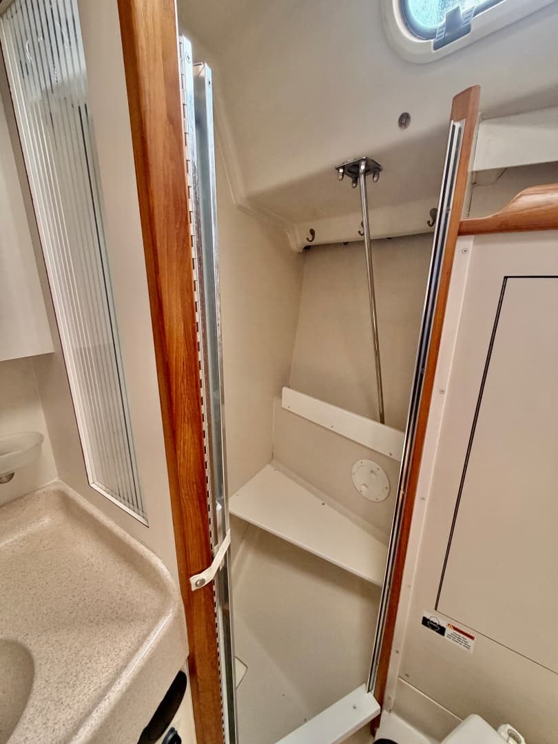 2003 Catalina  350