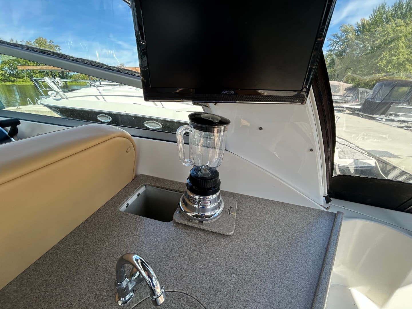 2006 RInker 320