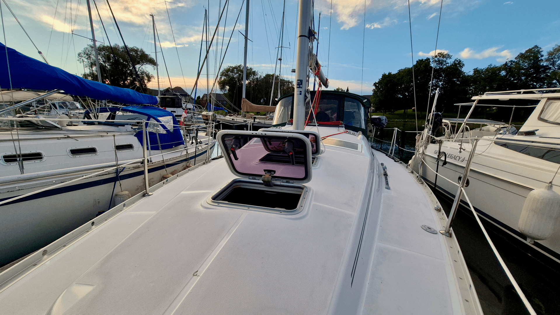 2005 Beneteau  323