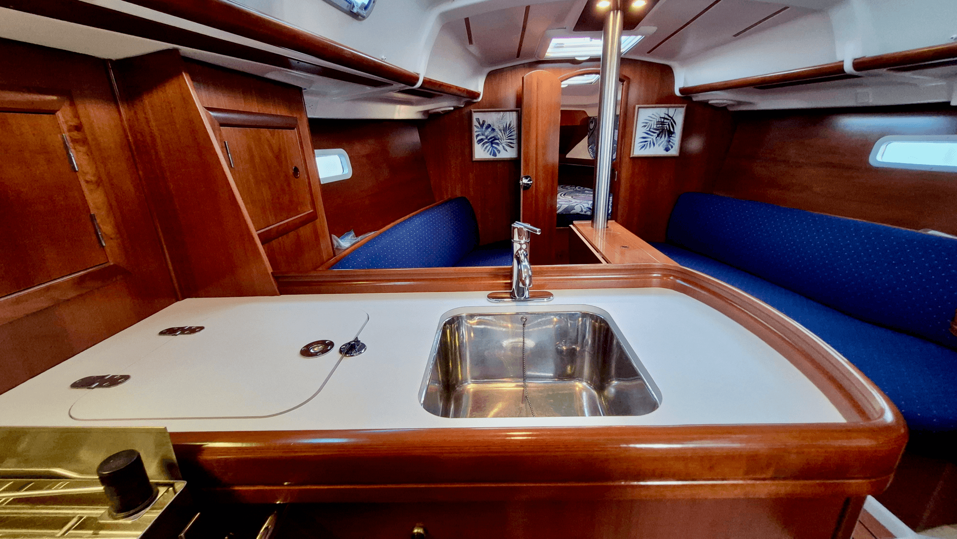 2005 Beneteau  323