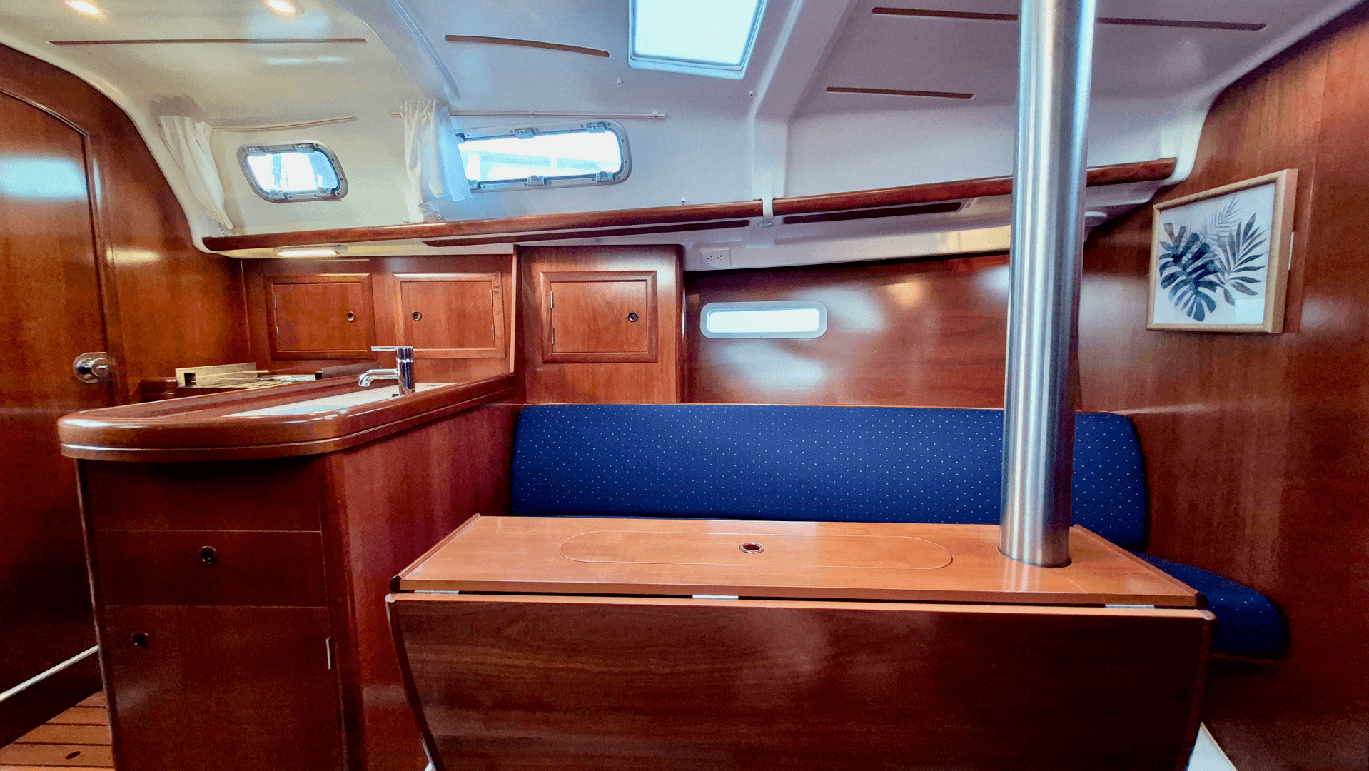 2005 Beneteau  323