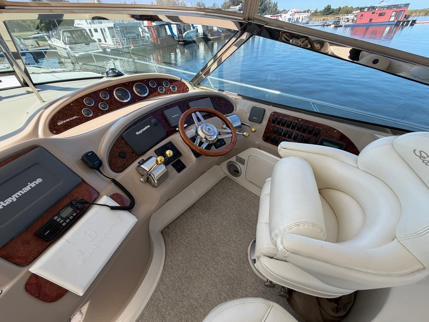 2000 Sea Ray 460 Sundancer
