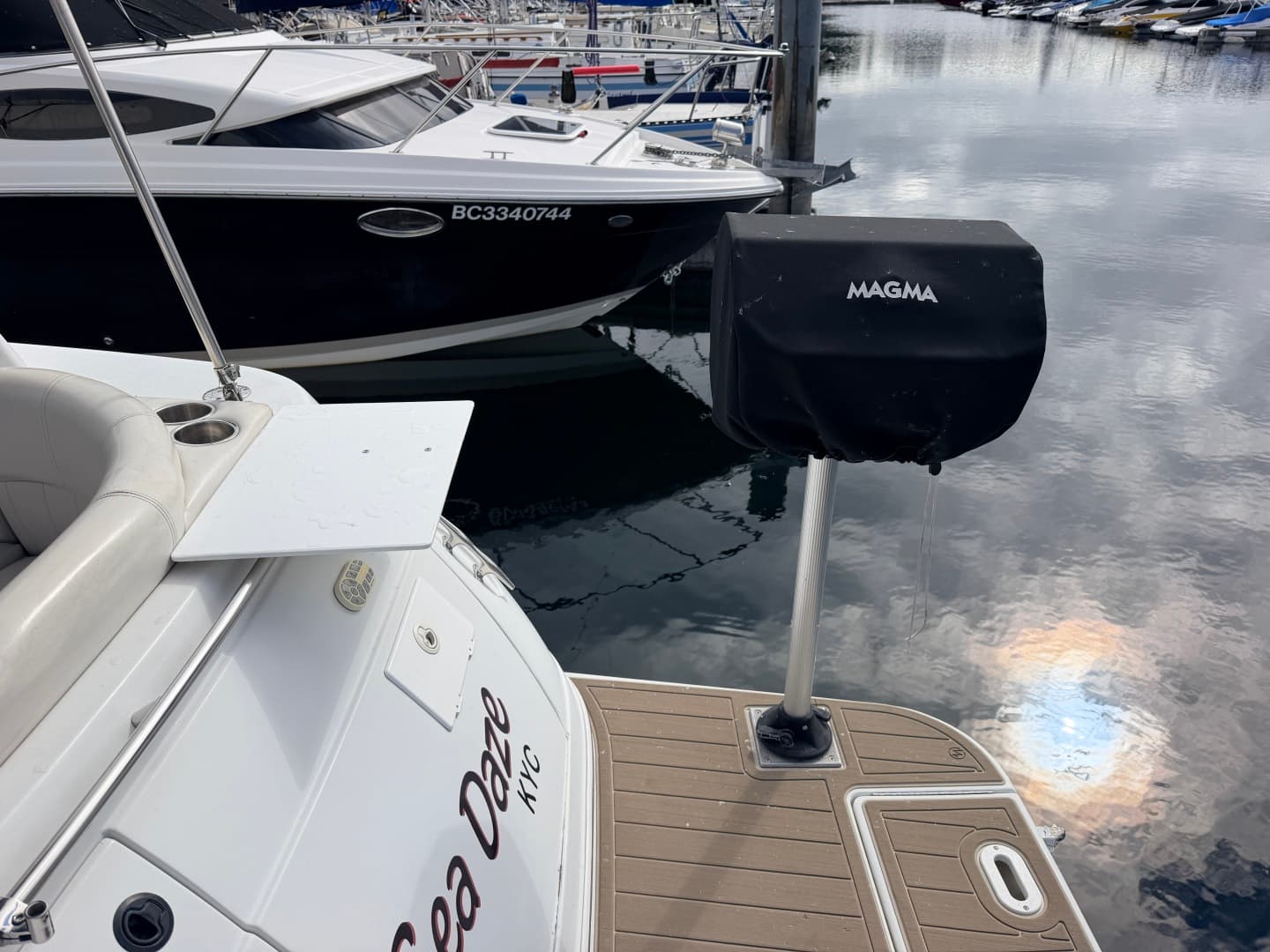 2003 Four Winns 298 Vista