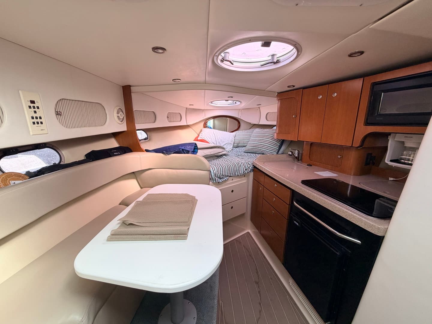2003 Four Winns 298 Vista