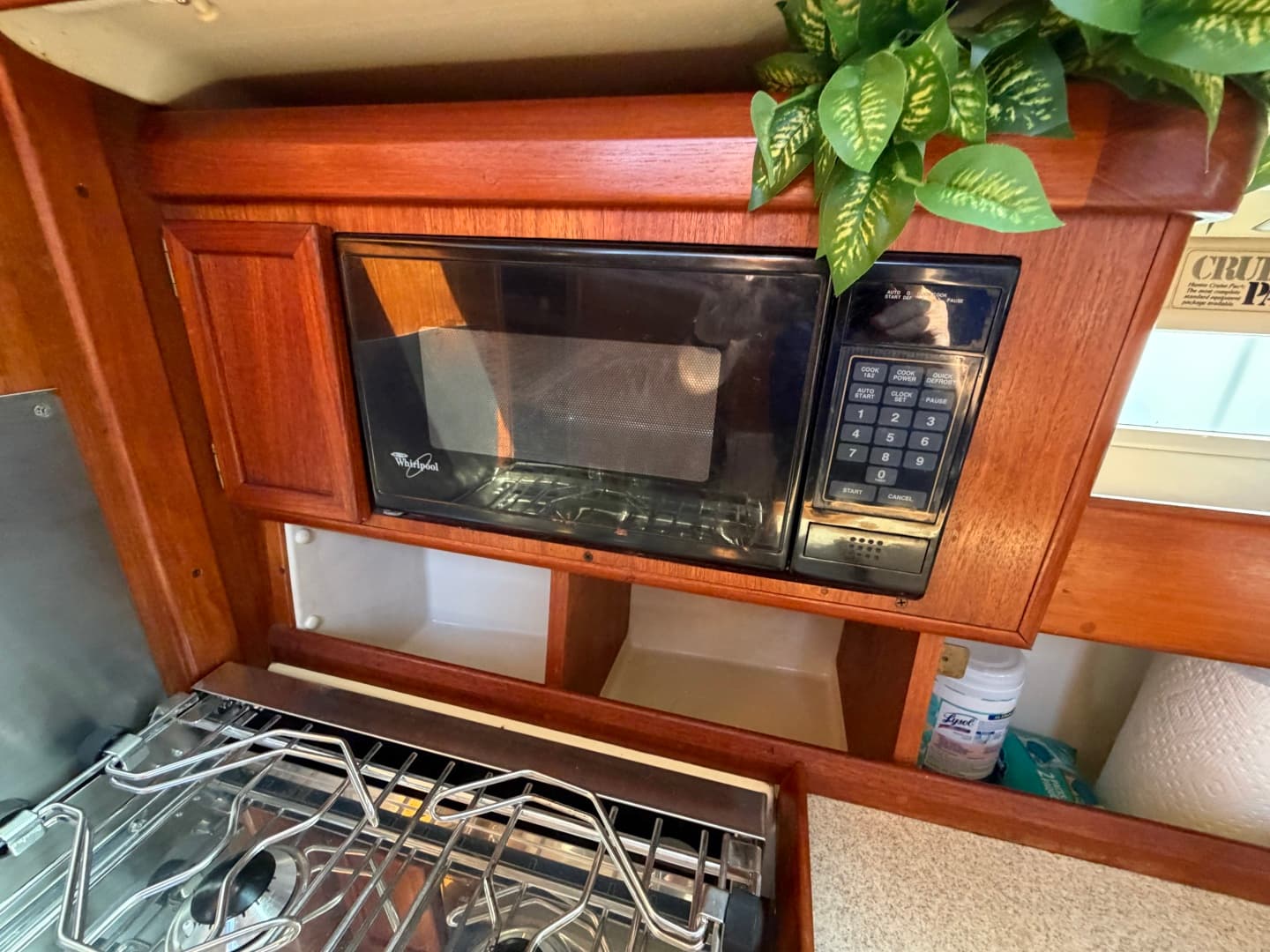 1990 Hunter Legend 37.5