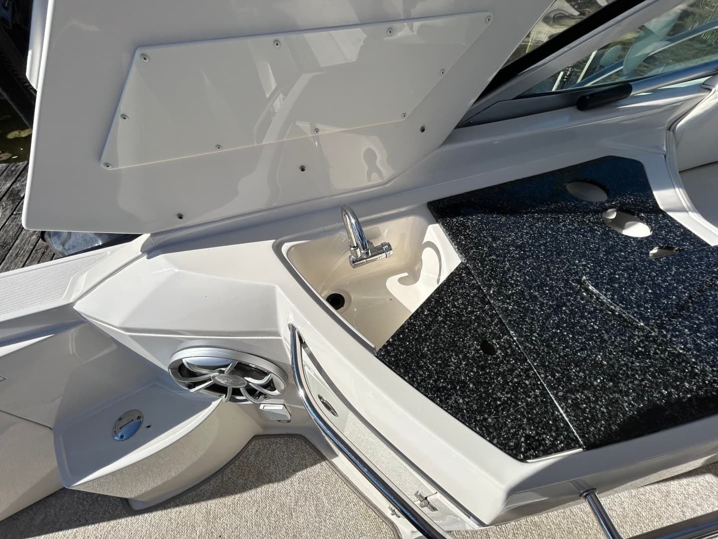 2013 Monterey  340 Sports Yacht