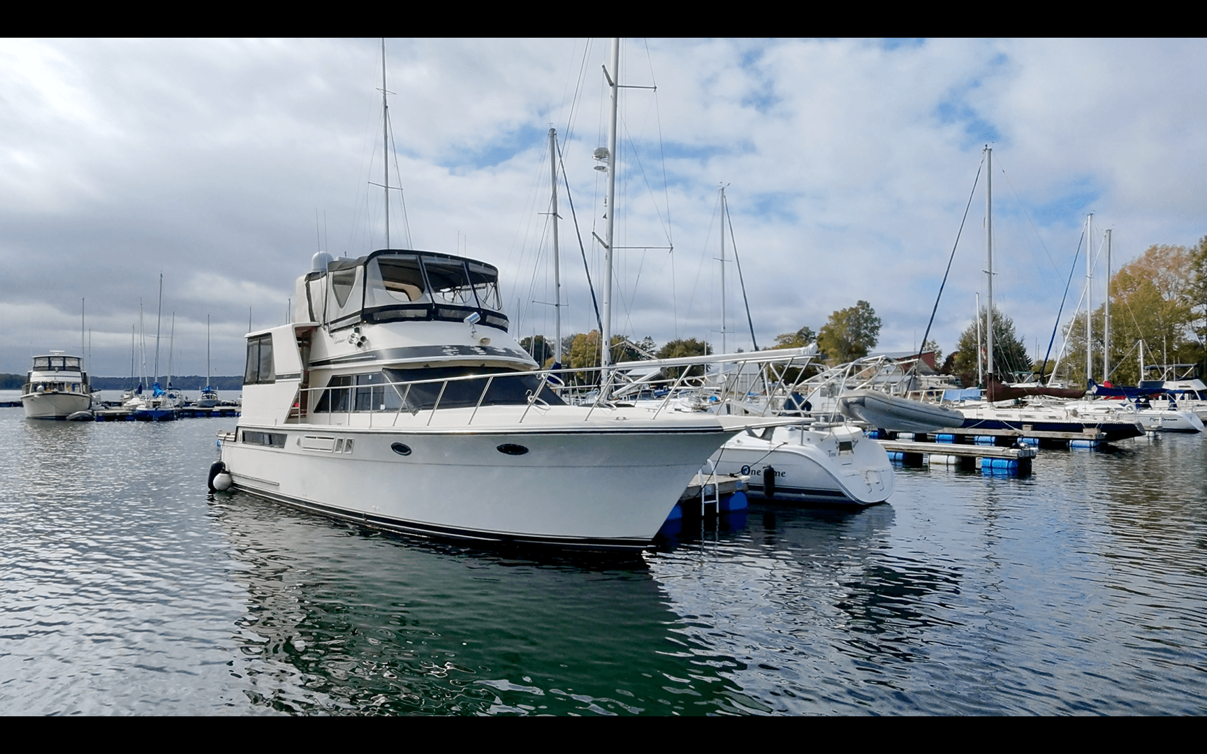 1989 Carver 48 Californian