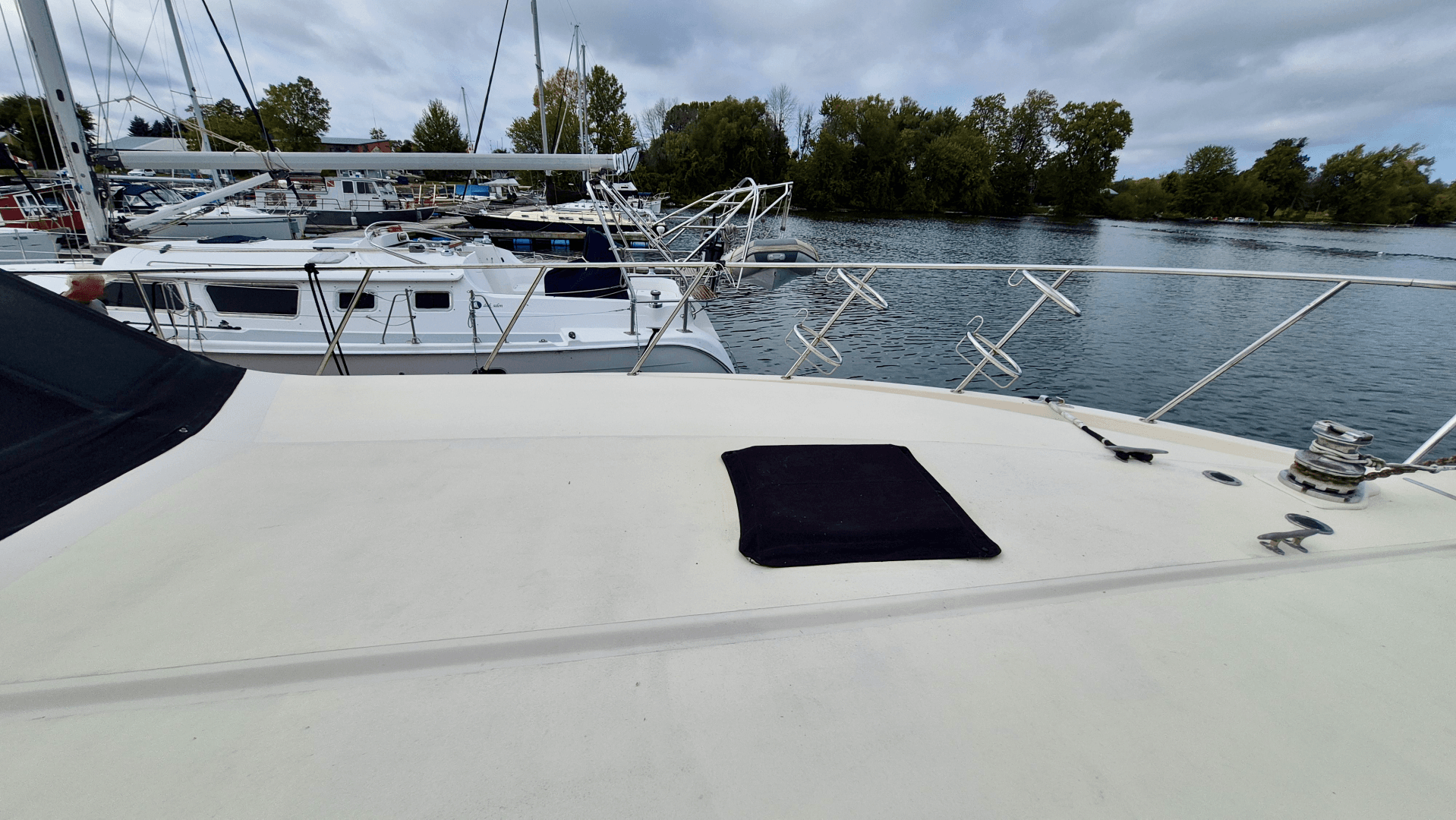 1989 Carver 48 Californian