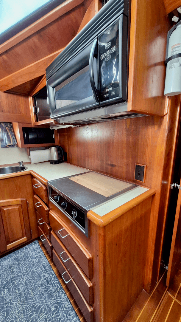 1989 Carver 48 Californian