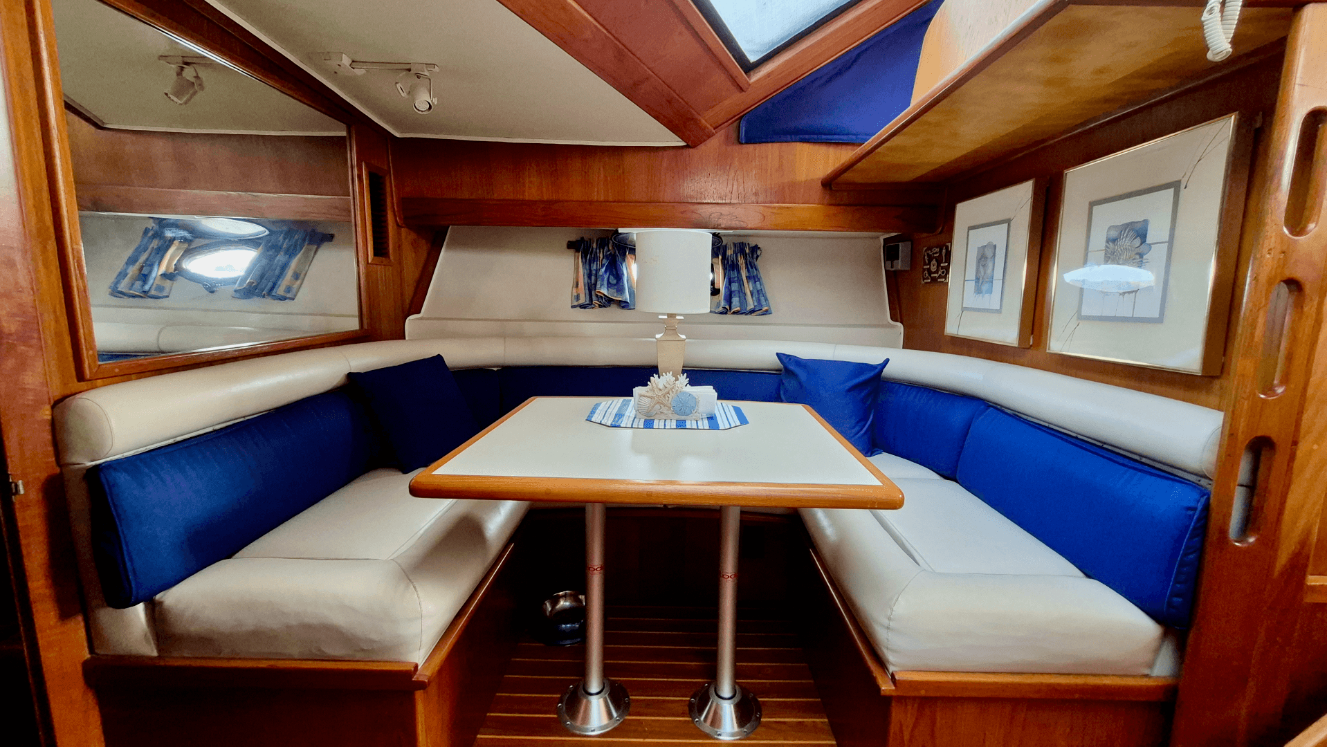 1989 Carver 48 Californian