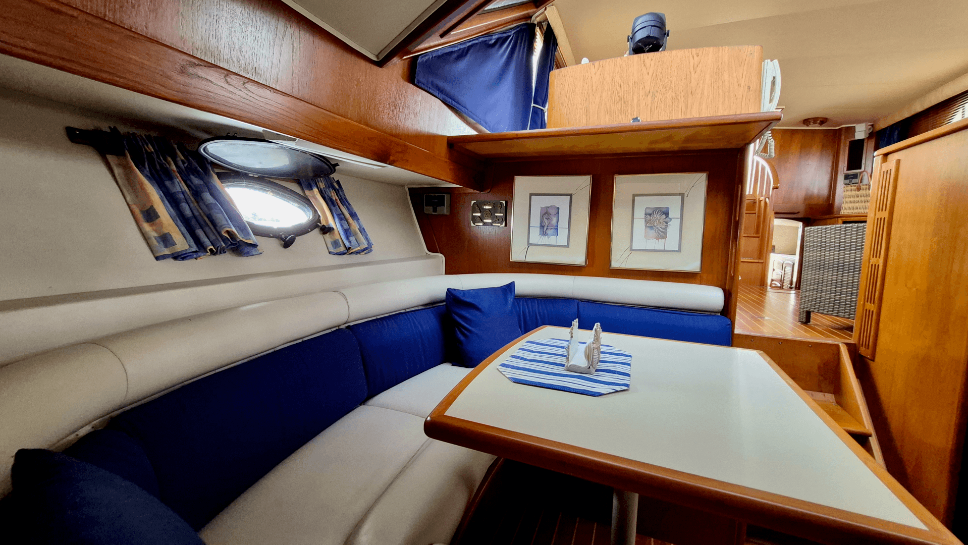 1989 Carver 48 Californian