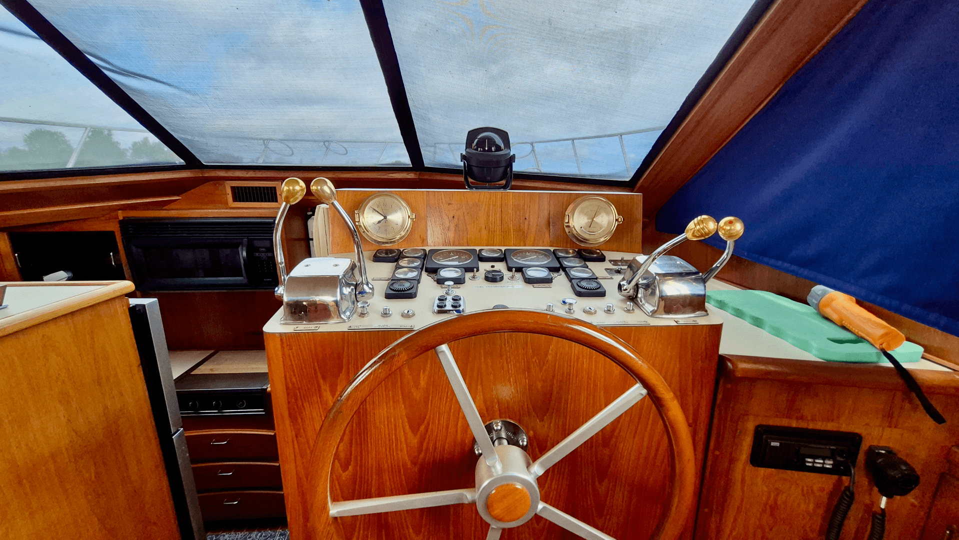 1989 Carver 48 Californian