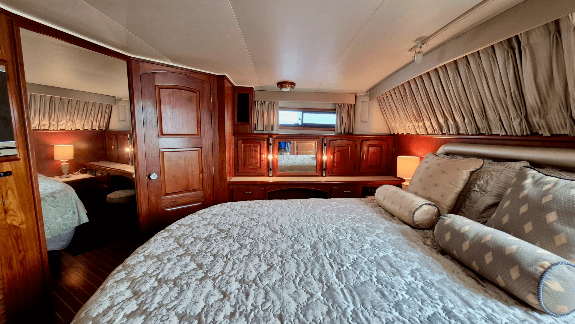1989 Carver 48 Californian
