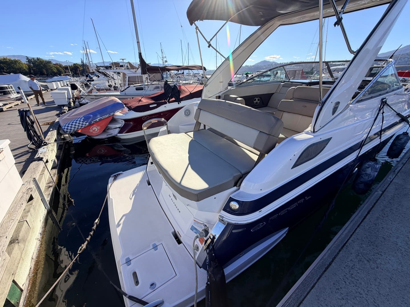 2014 Regal 28 Express