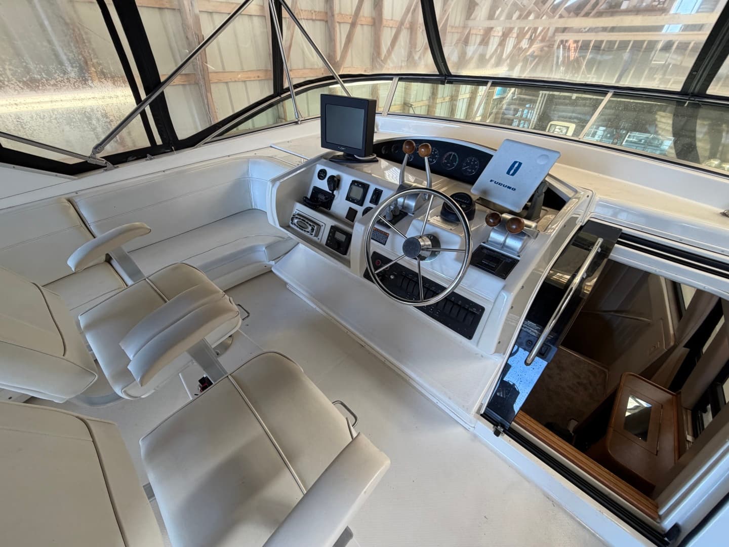 2000 Bayliner 5288 Pilothouse Motoryacht