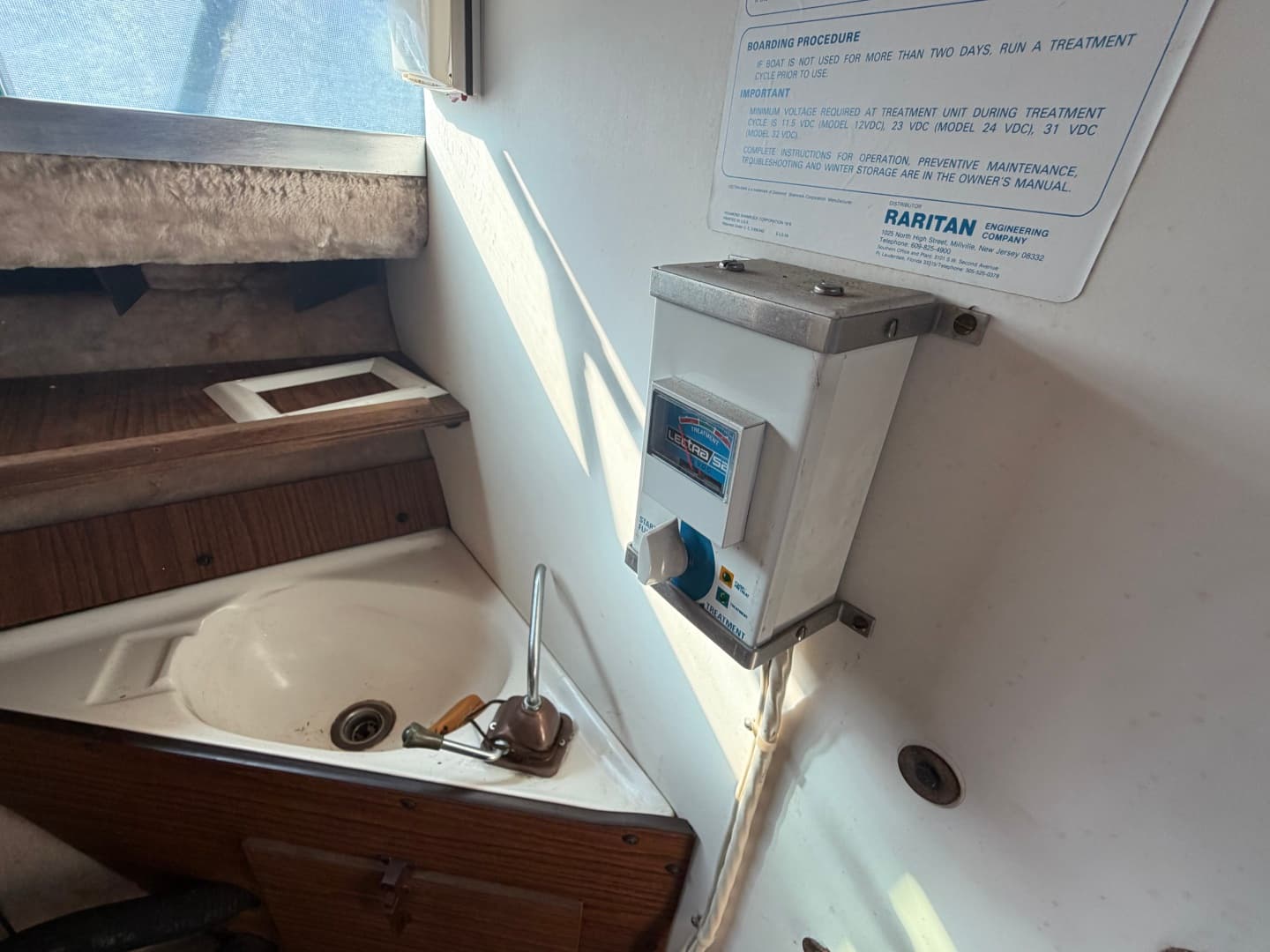 1974 Fiberform Sportfisher 31