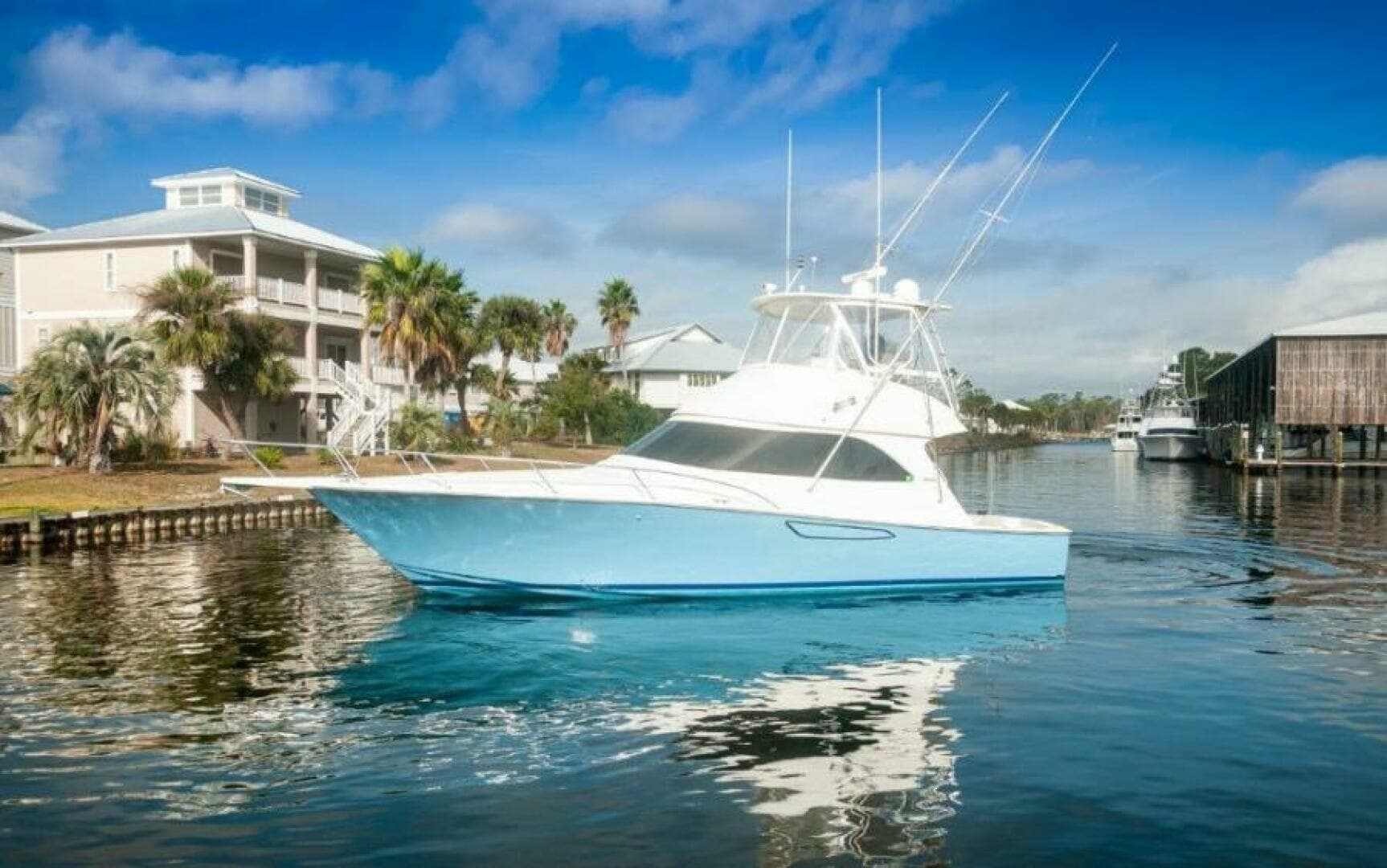 2012 Viking 42 Convertible  Port Profile