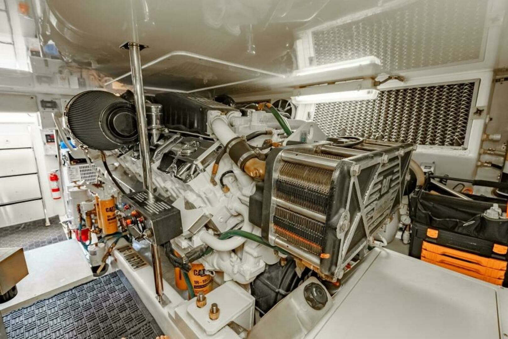 2004 Hatteras 54 Convertible 