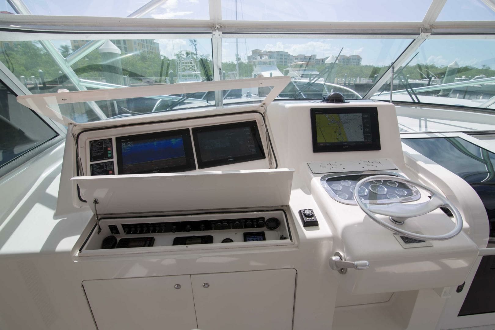 Viking 50 - Tiger Six - Helm-Electronics